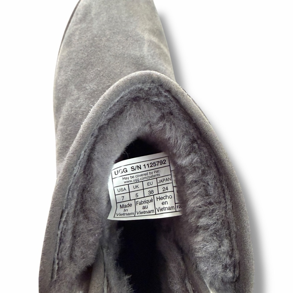 Ugg Cory II Genuine Shearling Lined Suede Boots Booties Charcoal Gray size 7 - Picture 9 of 12